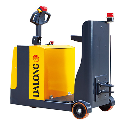 牽引車(chē) 牽引車(chē)