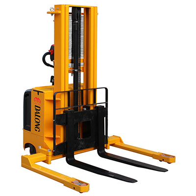 無錫電動搬運(yùn)車.jpg 無錫電動搬運(yùn)車.jpg